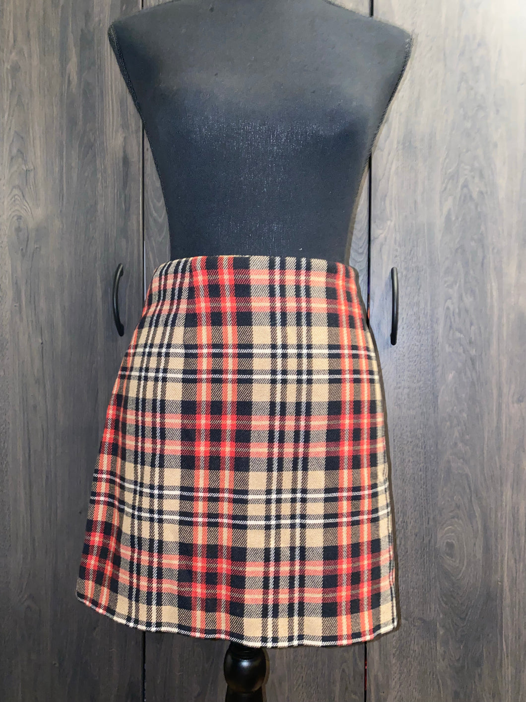 “The Limited” Plaid mini skirt
