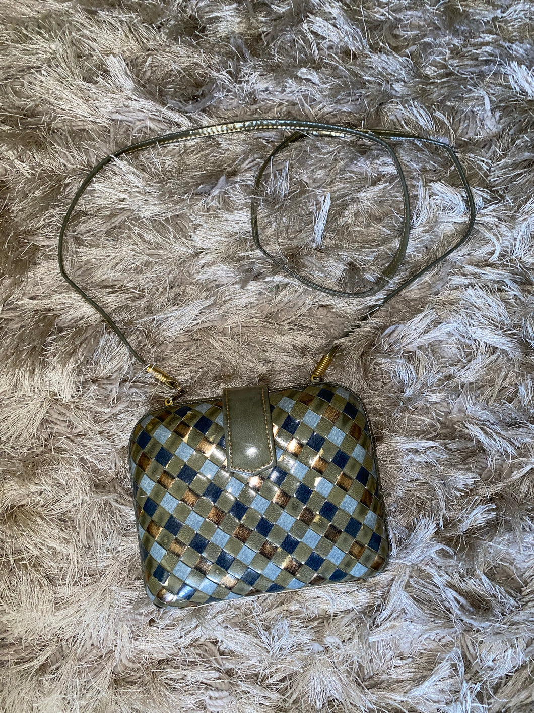 Wicker style small clutch purse